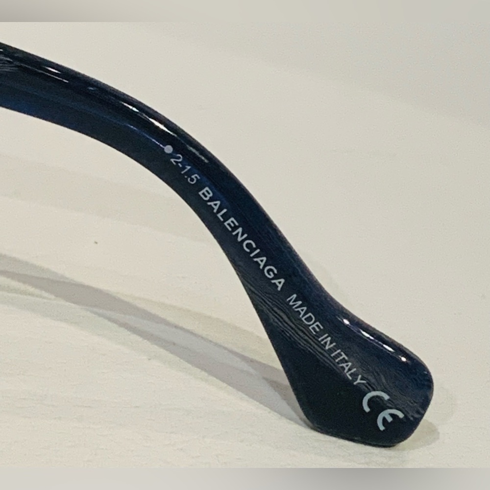 New Balenciaga Sunglasses - Picture 6 of 9